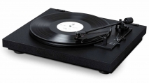 Pro-Ject A1 Automatic Turntable with Ortofon OM10 Cartridge in Black