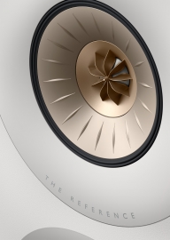 KEF Reference 5 Meta in High Gloss White/Champagne - close up